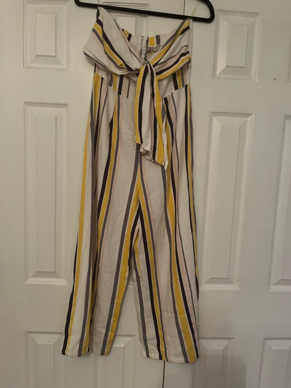 LINEN TYPE STRIPED JUMPSUIT ( juniors)
